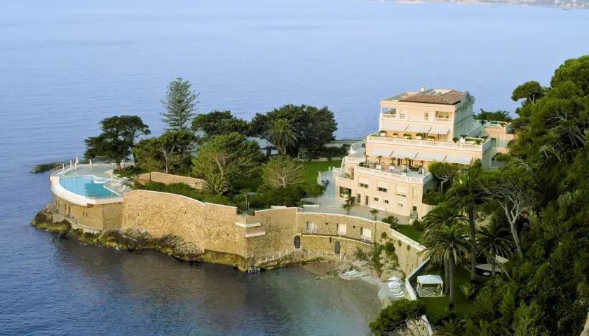 Cap Estel : L'hôtel de luxe ultime sur la Côte d'Azur