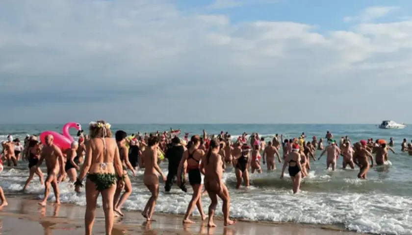 Cap d'Agde : Votre guide complet plages, naturisme & loisirs